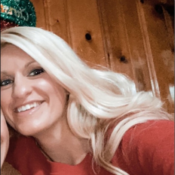 Meet your Posher, Terra - Picture 1 of 1